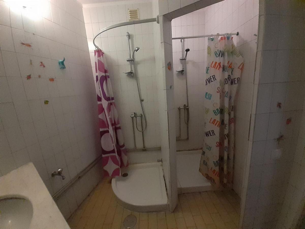 City Drops Hostel Batalhaprivate Room Porto Exterior photo